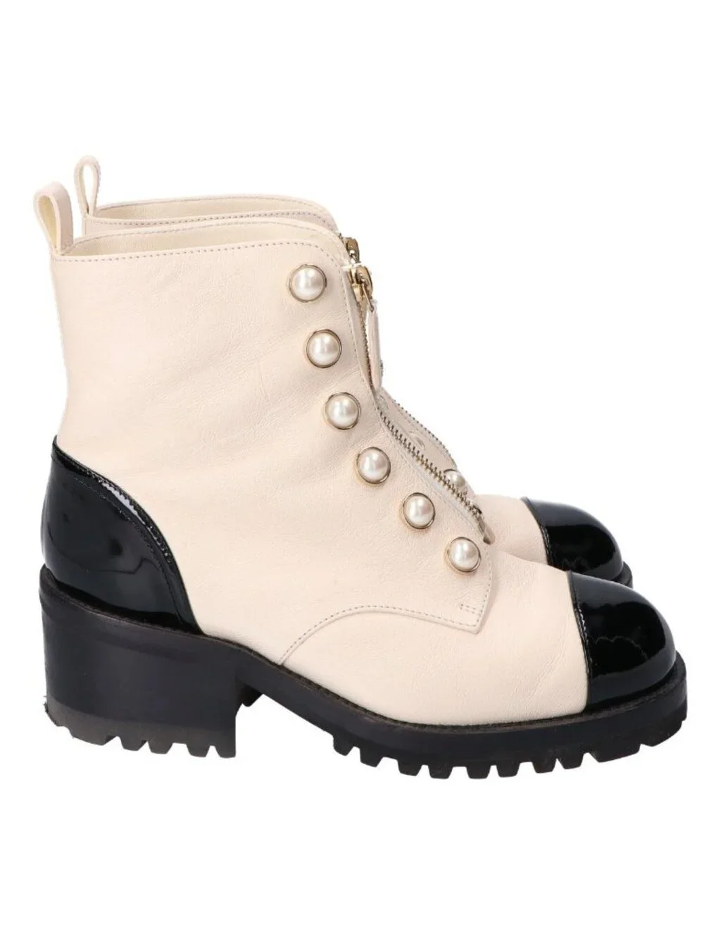 Chanel Pearl CC Logo Patent Leather Short Boots 36c